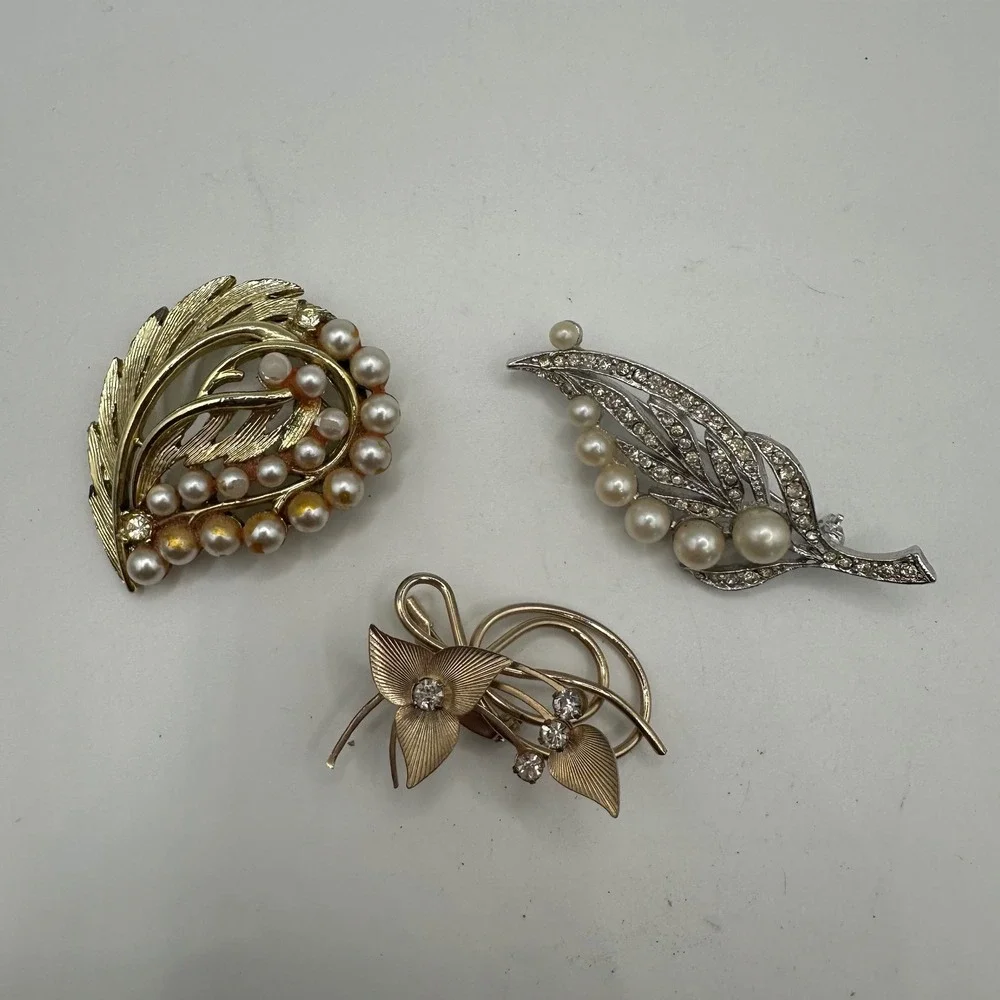 VTG Brooch Lot 3 Faux Pearl Rhinestone Gold Silver Tone Leaf Floral Pins Wedding